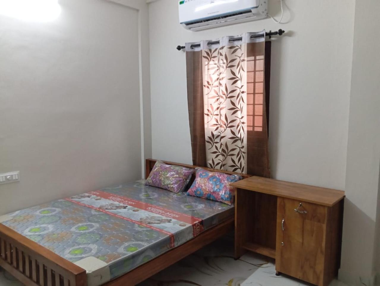 The Bunkhouse Lodge & Hostel Коччи Номер фото