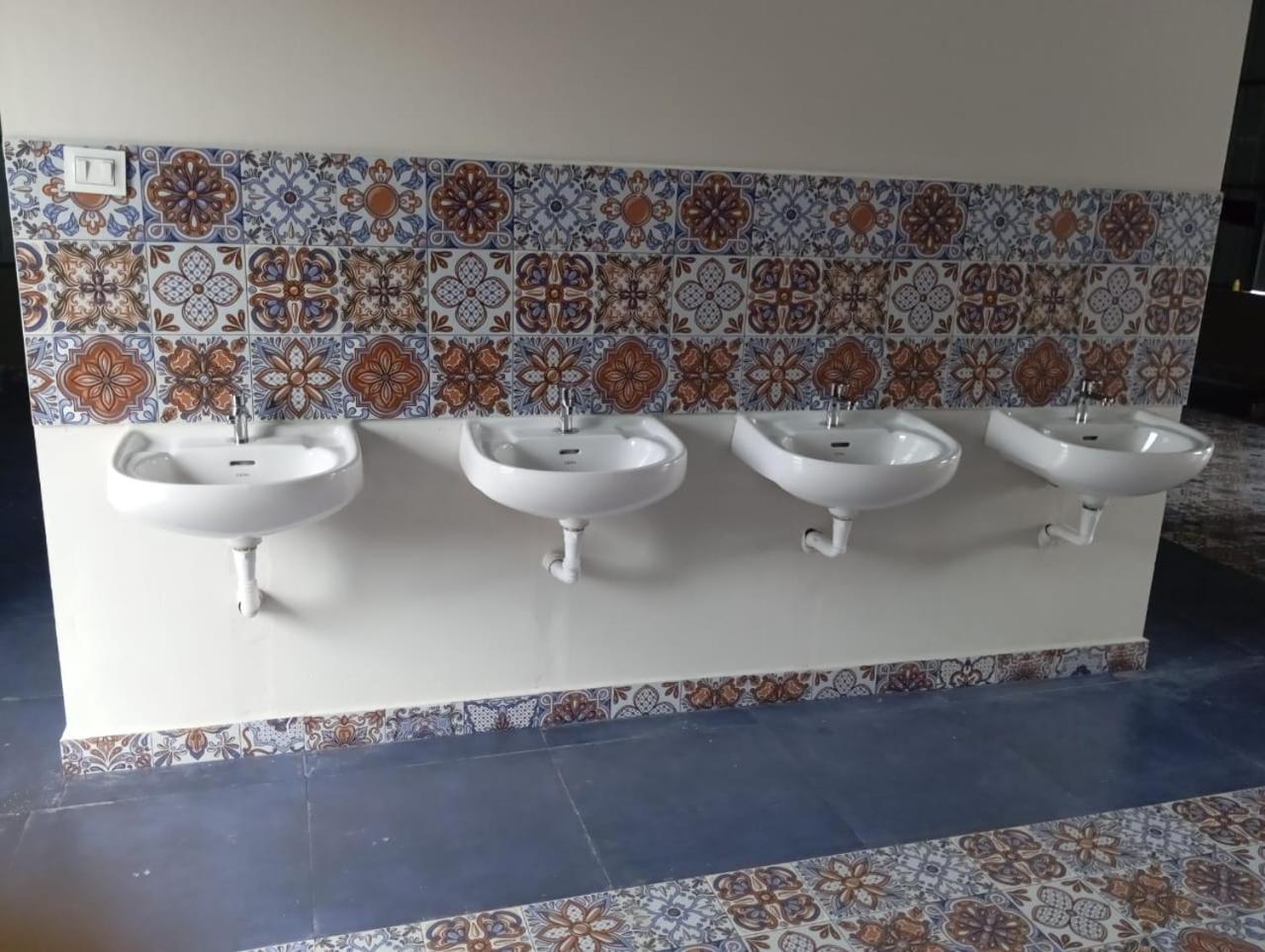 The Bunkhouse Lodge & Hostel Коччи Номер фото
